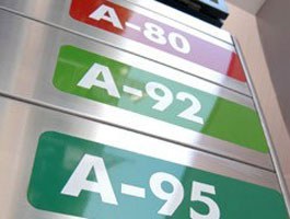 К весне цены на бензин перевалят за 12 грн