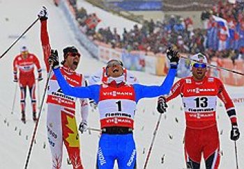 Российский лыжник Никита Крюков выиграл золото чемпионата мира